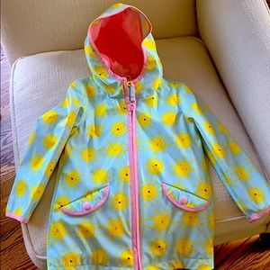 Cat & Jack sunshine raincoat size 4T